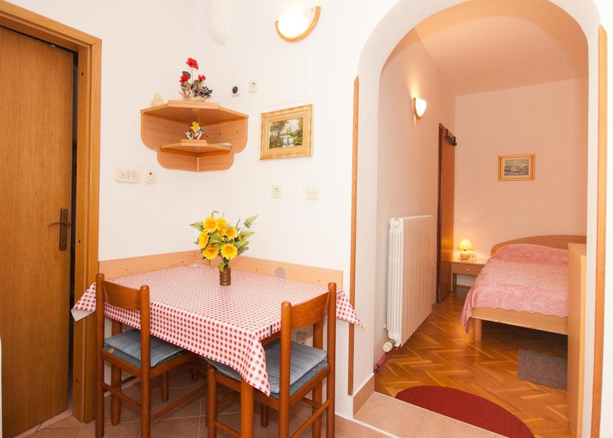 Apartment Anica Baška Extérieur photo